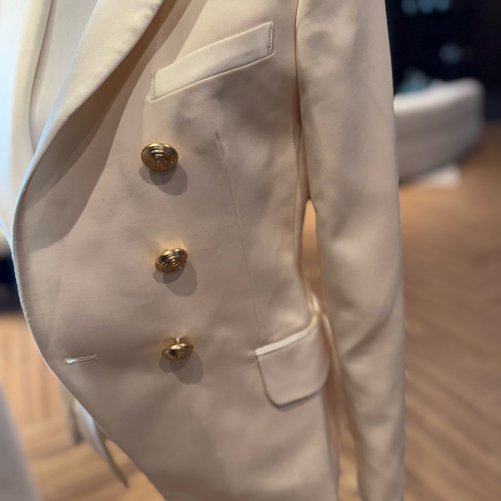 Chic Cream Blazer with Gold Accents - Picture 2 of 7